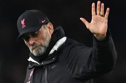 HLV Klopp tố học trò không nghe lời sau trận Liverpool thua sốc Brighton?