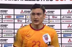 Văn Lâm không mặc áo vàng trong trận chung kết lượt về vì 'sợ xui'?