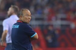 Fan tiếc nuối vì Việt Nam không có 'quà' chia tay thầy Park