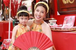 Ca sĩ Pha Lê 'bất lực' phân trần về nghi vấn ngược đãi con vì chia tay chồng ngoại quốc