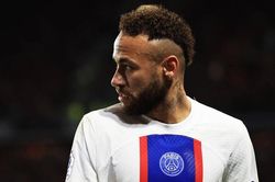 Neymar bị chỉ trích