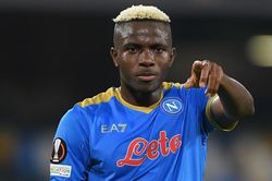 Tin bóng đá MU 17/1: Osimhen không gia hạn với Napoli, MU có cơ hội