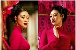 Hoa hậu Khánh Vân sắc sảo, duyên dáng trong tà áo dài Tết