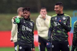 MU nguy cơ mất Casemiro và Fred ở đại chiến Arsenal