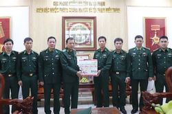 Thiếu tướng Lê Văn Phúc thăm, chúc Tết các đơn vị tại Đà Nẵng