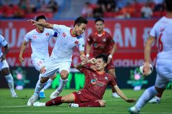 Đình Trọng chấn thương nặng, nghỉ hết mùa giải 2023