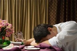 Cho bạn trai mượn 15 triệu trả nợ, khi say anh lại gọi tên người yêu cũ, đòi lại tiền thì chỉ nhận được câu trả lời lạnh lùng!