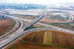 Phương án phân luồng xe ôtô trên cao tốc Mai Sơn-Quốc lộ 45 dịp Tết