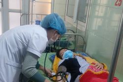 Sưởi than trong phòng kín, sản phụ cùng mẹ nhập viện cấp cứu