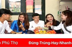Lưu học sinh Lào vui Tết Việt