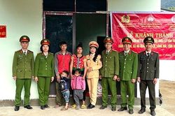 Sống trọn vẹn, ý nghĩa mỗi ngày, giúp người cũng là giúp mình