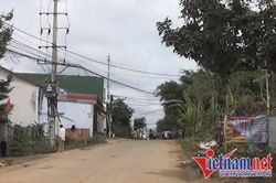 Truy bắt người chồng đâm vợ nguy kịch tối 29 Tết