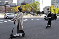 Nhật Bản điều chỉnh các quy định liên quan đến xe Scooter điện