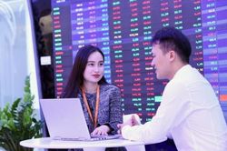 Chứng khoán Việt đang nhận được nhiều yếu tố hỗ trợ tích cực
