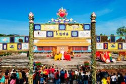 Mùng Một Tết vào Đại nội Huế khám phá thú chơi cung đình của người xưa
