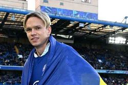 Chelsea shopping gấp ba 4 giải VĐQG hàng đầu châu Âu