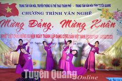 Văn nghệ mừng Đảng – mừng Xuân