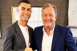 Piers Morgan chế nhạo Man United