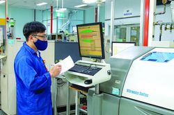 Cốt lõi là nhân lực