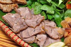 Bí quyết nấu món bắp bò luộc thơm ngon, không dai, càng ăn càng thòm thèm