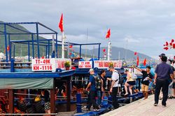 Không nhiều khách đi tour biển đảo trong 2 ngày đầu năm Quý Mão