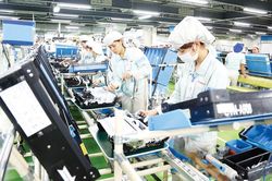 Kinh tế Việt Nam năm 2023: Vượt thách thức, tăng trưởng ấn tượng