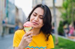 Kiểu ăn uống có thể khiến bạn vui vẻ, thoải mái nhưng về lâu dài có hại cho tim