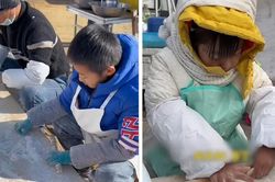 Đứa trẻ thức dậy vào nửa đêm làm bánh bao giúp bố mẹ
