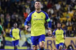 Ronaldo ra mắt nhạt nhòa, HLV Al Nassr buông lời cay đắng
