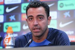 HLV Xavi bị chỉ trích nặng nề khi lên tiếng về vụ việc của Dani Alves