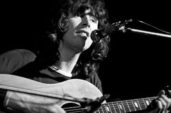 Al Stewart 'đổi đời' nhờ cuốn chiêm tinh Việt Nam