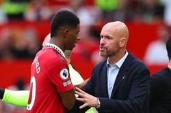 HLV Ten Hag kêu gọi Rashford 'ngó lơ' PSG, gia hạn hợp đồng với MU