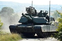 Đại sứ Nga nói xe tăng Mỹ sẽ bị 'phá hủy', Đức xác nhận đưa Leopard 2 tới Ukraine