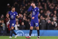 Siêu máy tính dự Chelsea có kết cục bi thảm