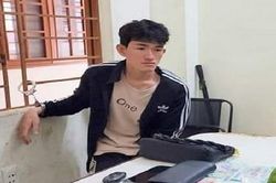 Cô gái bị cướp tài sản khi đi chúc Tết