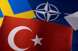 Thổ Nhĩ Kỳ hoãn đàm phán gia nhập NATO với Thụy Điển và Phần Lan vô thời hạn