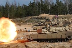 Đâu là 'tử huyệt' của siêu tăng M1 Abrams và Leopard 2 tại chiến trường Ukraine?