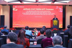 Chủ tịch Hà Nội Trần Sỹ Thanh động viên sản xuất đầu năm Quý Mão