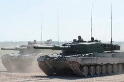 Tình hình Ukraine: Canada tặng quà Kiev; các nước Baltic nói sau hỗ trợ xe tăng là máy bay chiến đấu