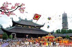 Chùa Hương: Điểm đến tâm linh non nước hữu tình