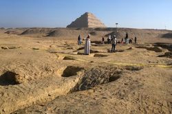Phát hiện nhiều ngôi mộ cổ thuộc thời kỳ Old Kingdom tại Ai Cập
