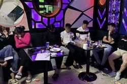 Nam thanh nữ tú phê ma túy trong quán karaoke mừng hết Tết