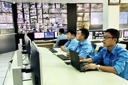 Tổ chức giao thông 'làn sóng xanh'