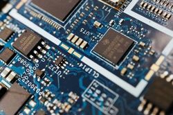 Mỹ hạn chế xuất khẩu chip cao cấp sang Trung Quốc: Thêm chiến thắng ngoại giao cho Tổng thống Biden?