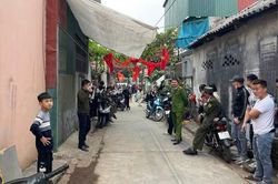 Phá sòng xóc đĩa tại xưởng cơ khí, bắt 32 đối tượng, tạm giữ hơn 300 triệu