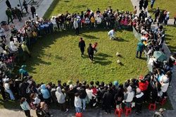Lễ khai hội chùa Hương Tích: Du khách hào hứng với các trò chơi dân gian