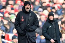 HLV Jurgen Klopp: 'Mọi thứ nằm ở cuối đường hầm'