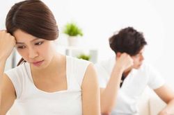 Vì một việc nhỏ nhặt mà chồng tôi ôm hận chị vợ suốt 9 năm