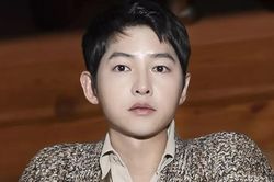 Song Joong Ki xác nhận tái hôn với bạn gái ngoại quốc