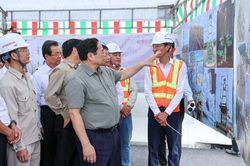 Thủ tướng đôn đốc các dự án cao tốc Đồng bằng sông Cửu Long